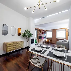 https://elizabeths-house-spanish-steps.it-romehotels.com