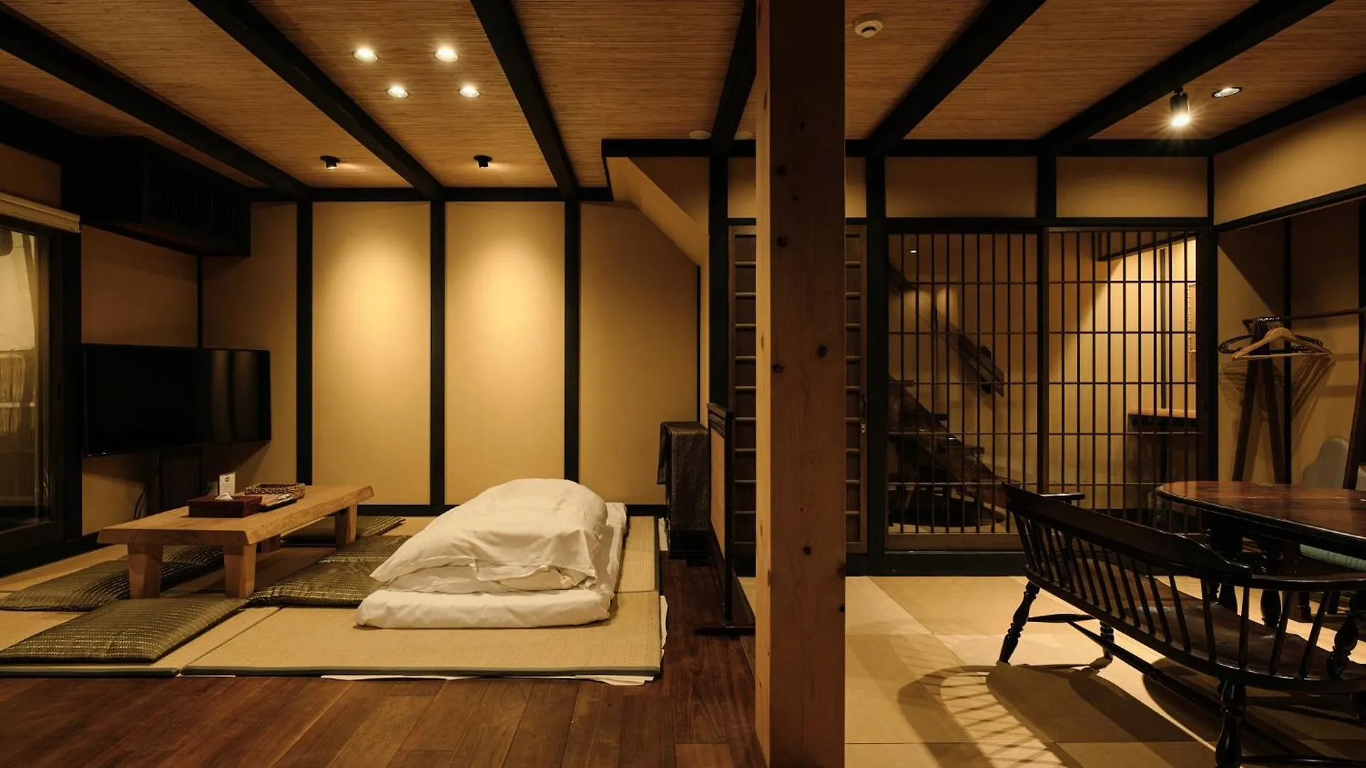 Villa Tsumugi Nishinotoinhanayacho Kyoto