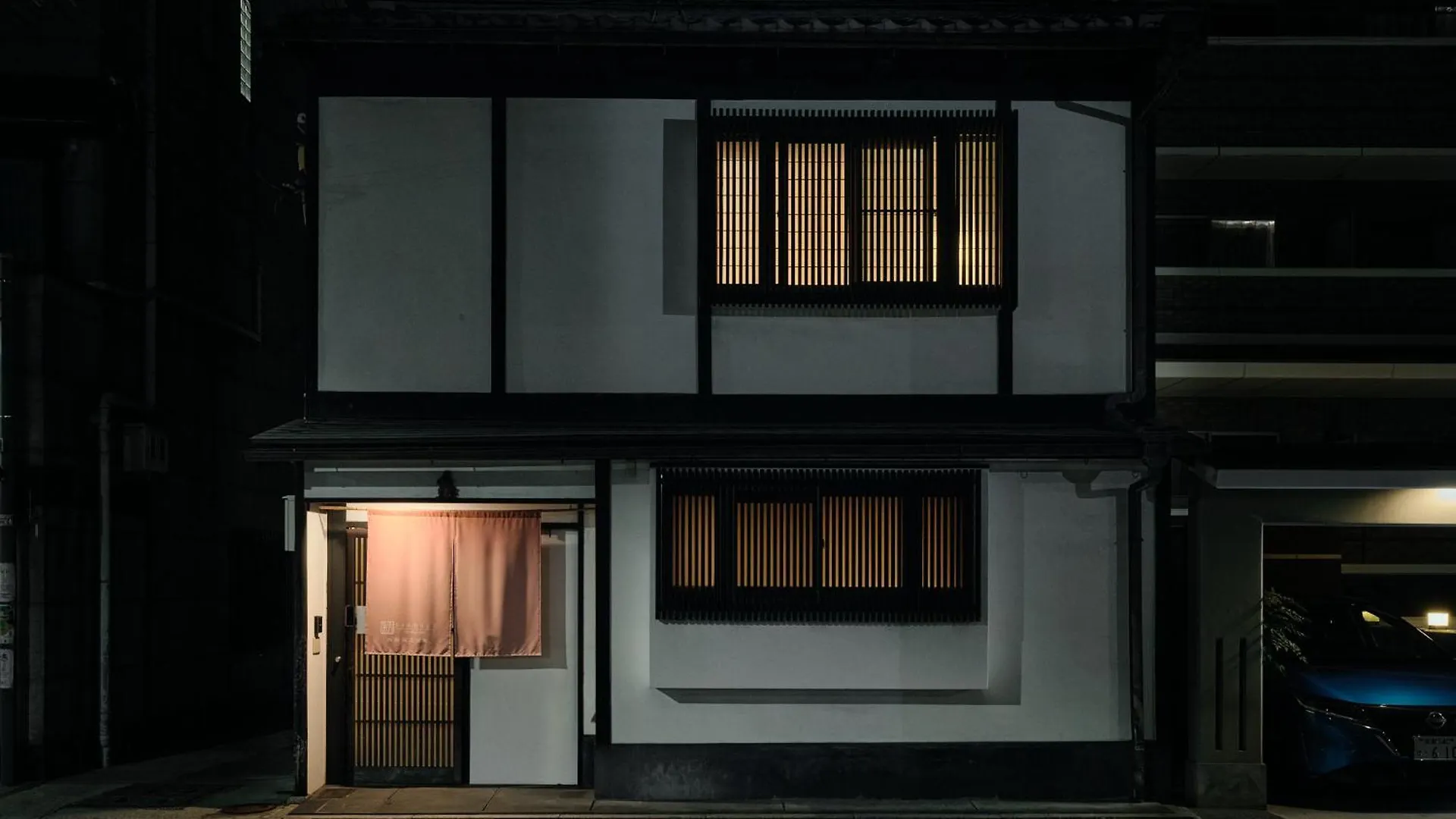 Tsumugi Nishinotoinhanayacho Kyoto 0*,